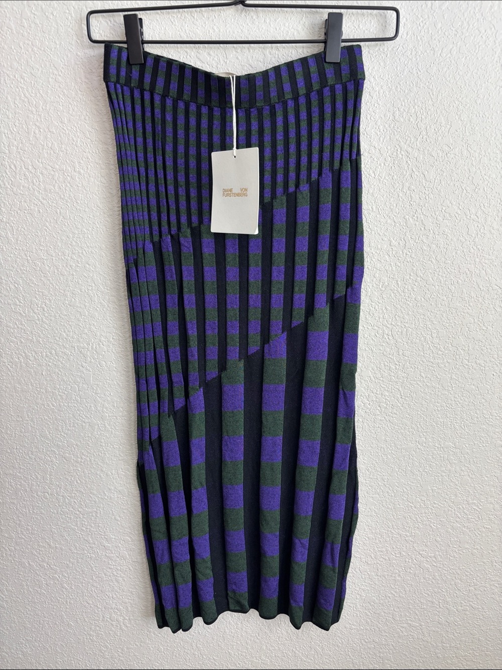 Diane Von Furstenburg Rosa Ribbed Knit Fitted Midi Skirt size XS NWT